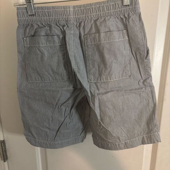 GAP Kids boys blue/white striped pull on Elastic Waistband Shorts size xxl NWOT - Picture 4 of 4